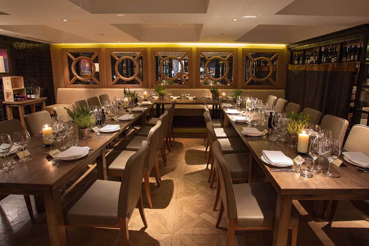 Novikov restaurant